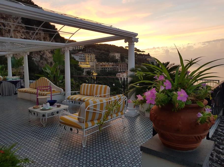 La Casa Di Giorgina Apartment Соренто Екстериор снимка